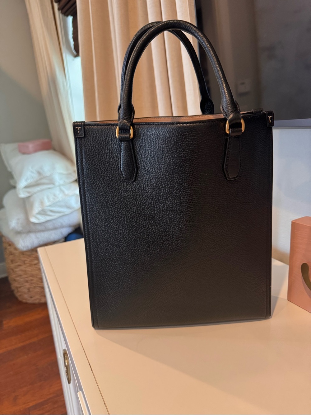 Tory Burch Black Pebbled Leather Vertical purse/laptop/briefcase bag - Picture 3 of 6